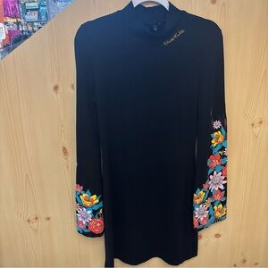 Frida Kahlo Black Midi  Small Floral Sleeve Embroidered Boho Artist Chic LS